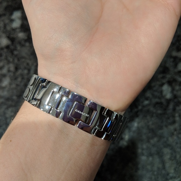 Silver danity coach watch brand new plastic on! - Picture 4 of 4